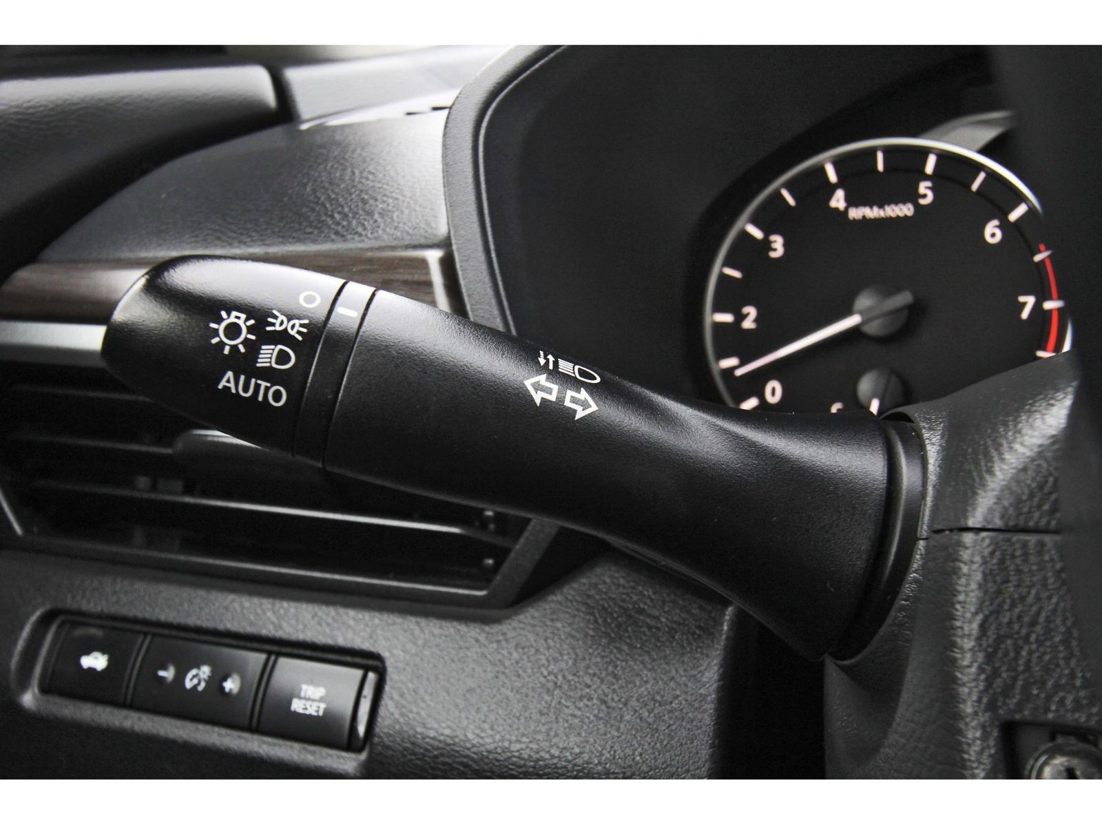 Used 2024 Nissan Altima 2.5 SV image 20