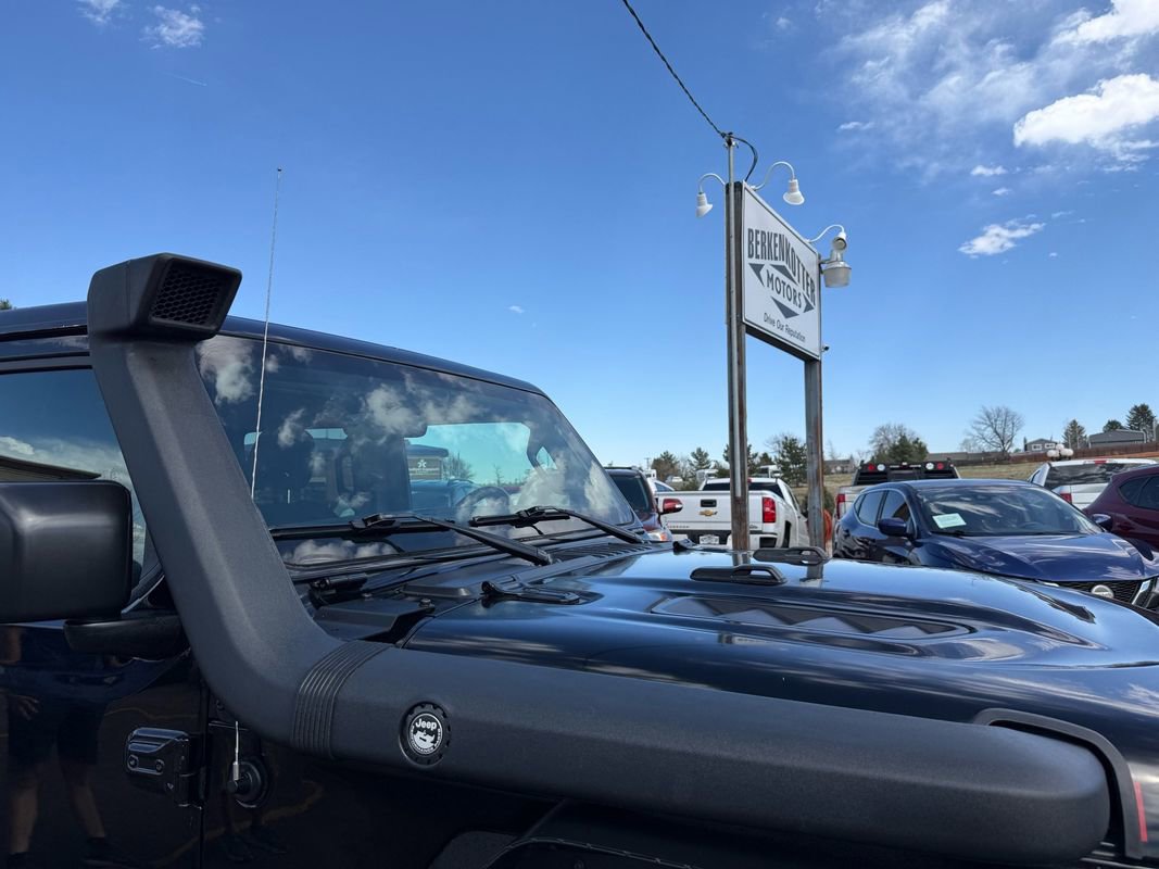 Used 2018 Jeep Wrangler Unlimited Rubicon image 33