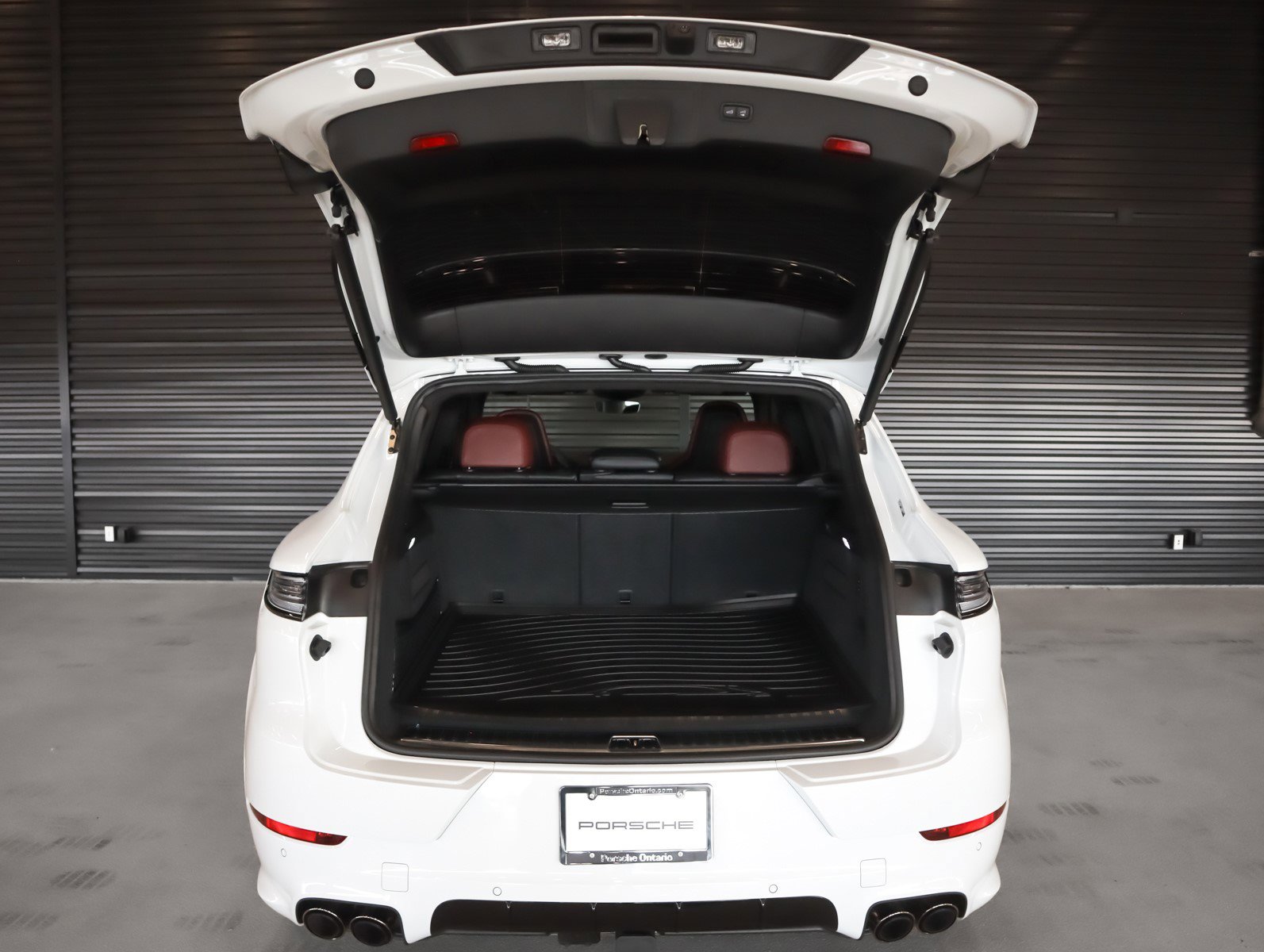 New 2026 Porsche Cayenne Turbo image 32