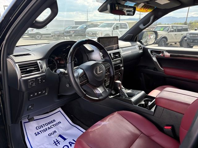 Used 2023 Lexus GX 460 Premium w/ Premium Package AWD/4WD image 3