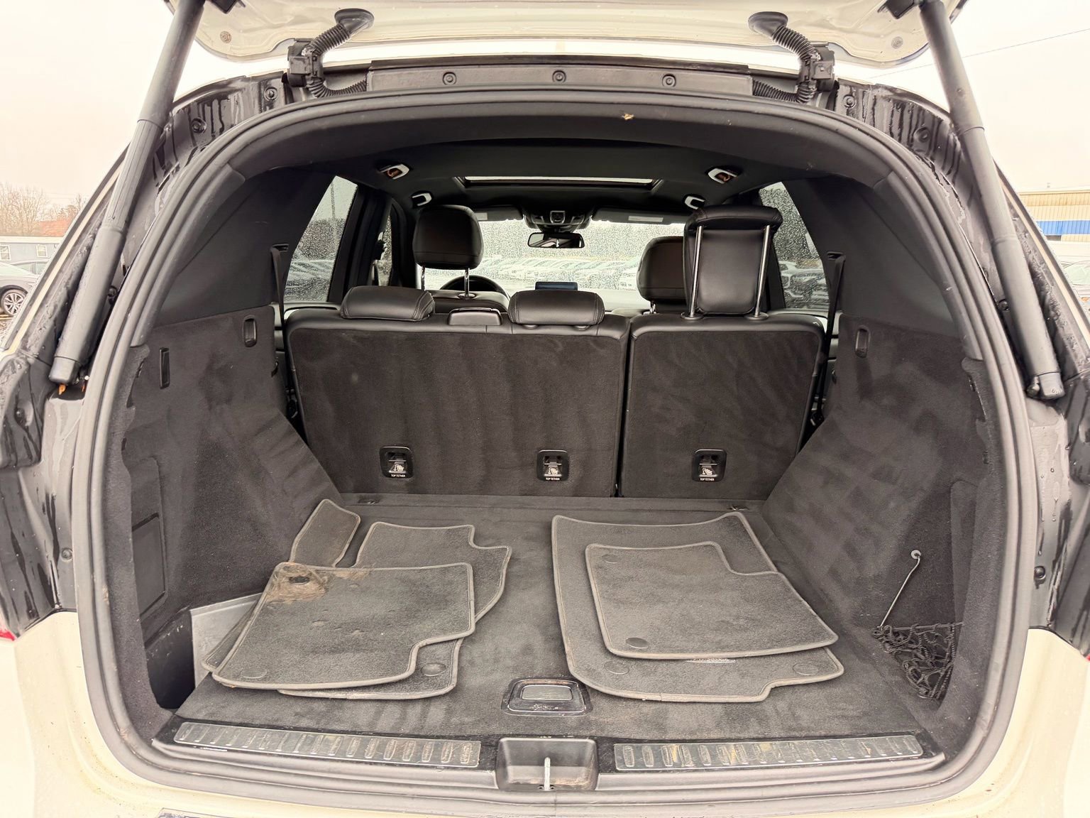 Used 2017 Mercedes-Benz GLE 350 4MATIC w/ Premium 1 Package image 39