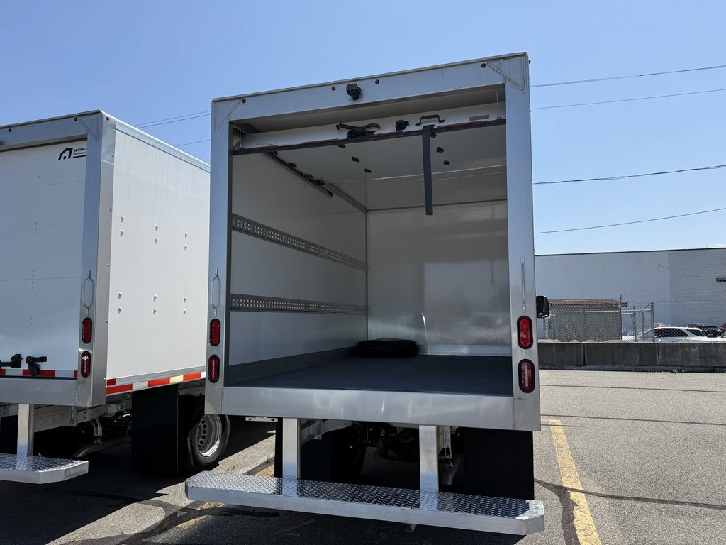 New 2023 Mercedes-Benz Sprinter 3500 image 10