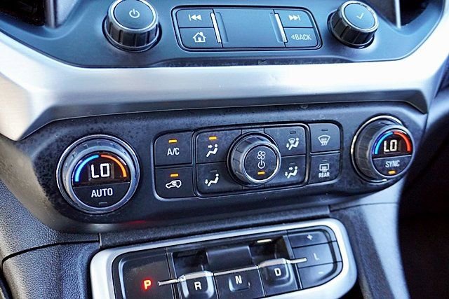 Used 2020 GMC Acadia SLT image 30