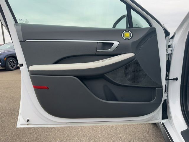 New 2025 Hyundai Sonata SE image 15