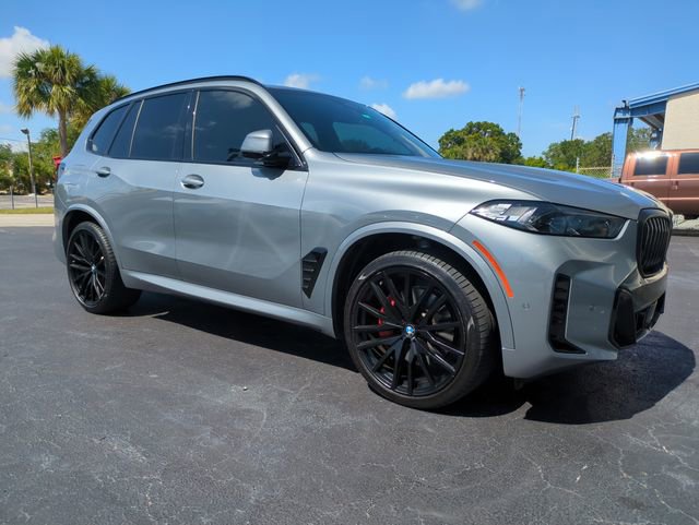 Used 2024 BMW X5 sDrive40i w/ M Sport Package RWD image 1