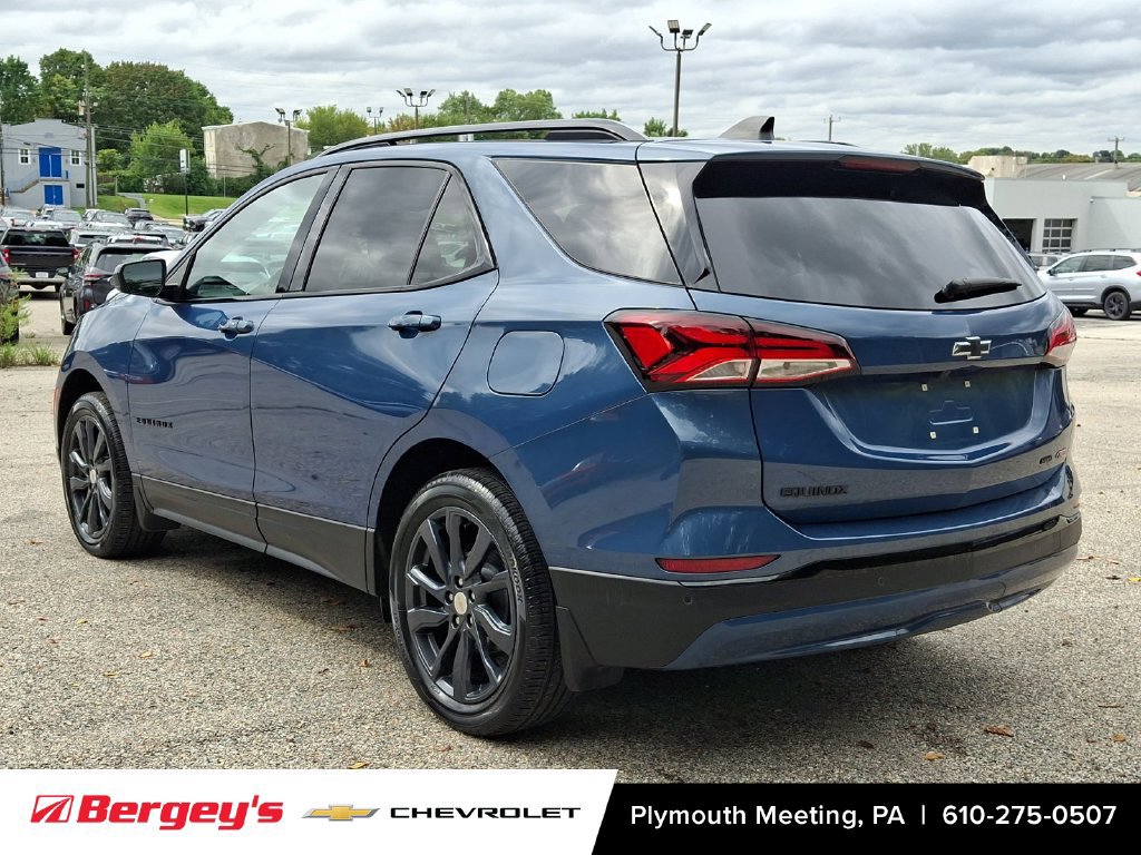 Used 2024 Chevrolet Equinox RS w/ LPO, Cargo Package AWD/4WD image 5