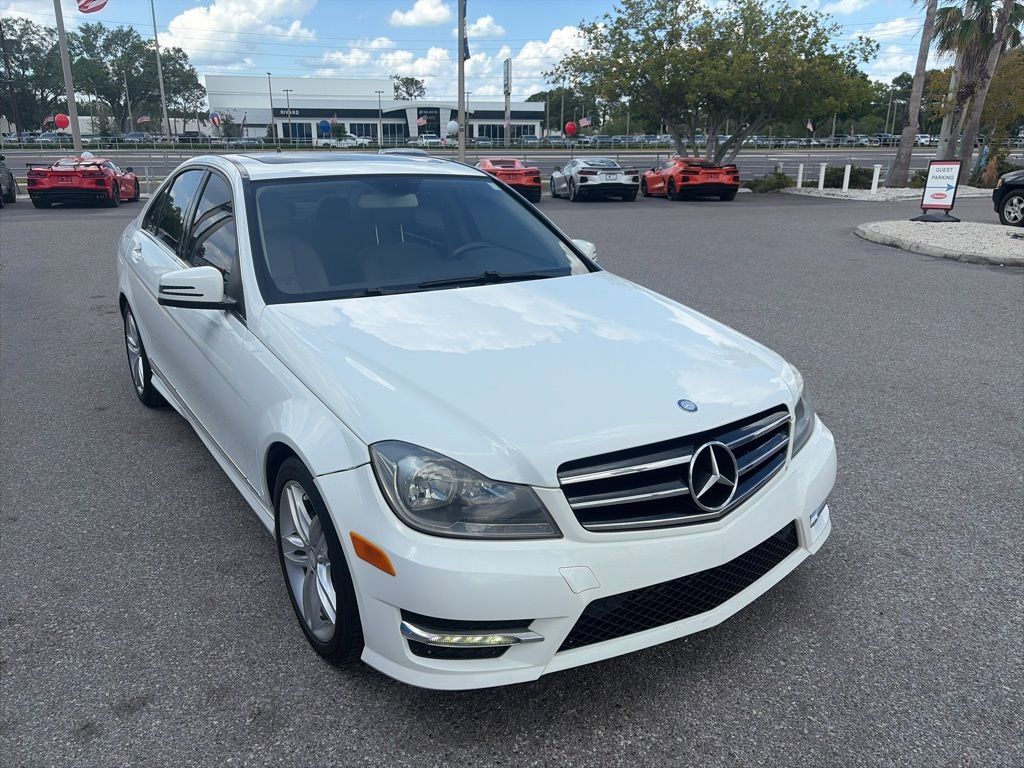 Used 2014 Mercedes-Benz C 250 Sedan video 1