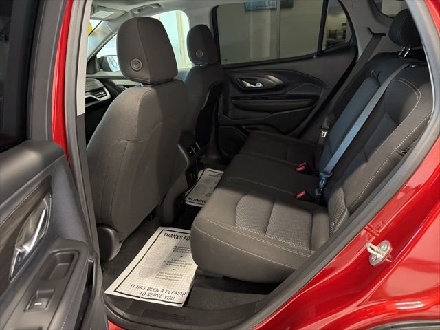 Used 2023 GMC Terrain SLE w/ Driver Convenience Package image 15