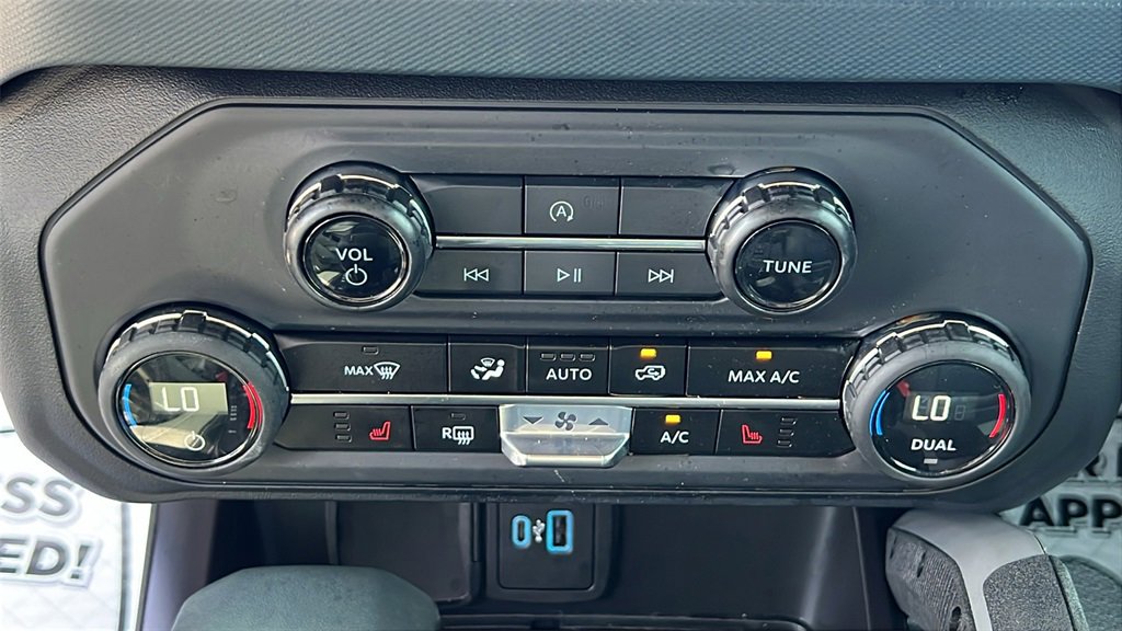 Used 2024 Ford Bronco Outer Banks image 26
