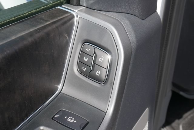 New 2026 Ford F550 4x4 Crew Cab image 14