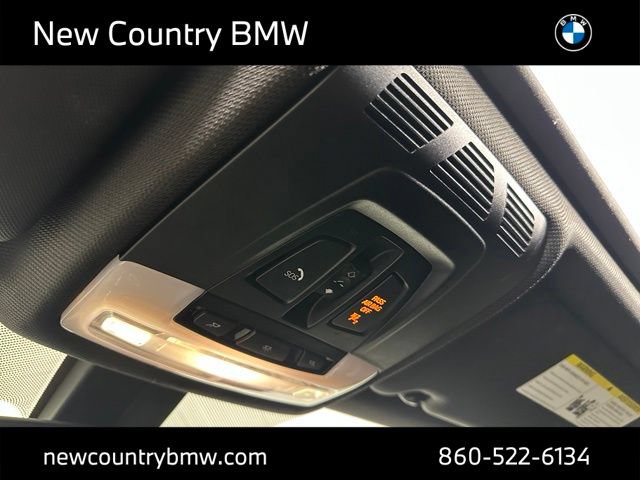Used 2018 BMW 330i xDrive Sedan AWD/4WD image 20