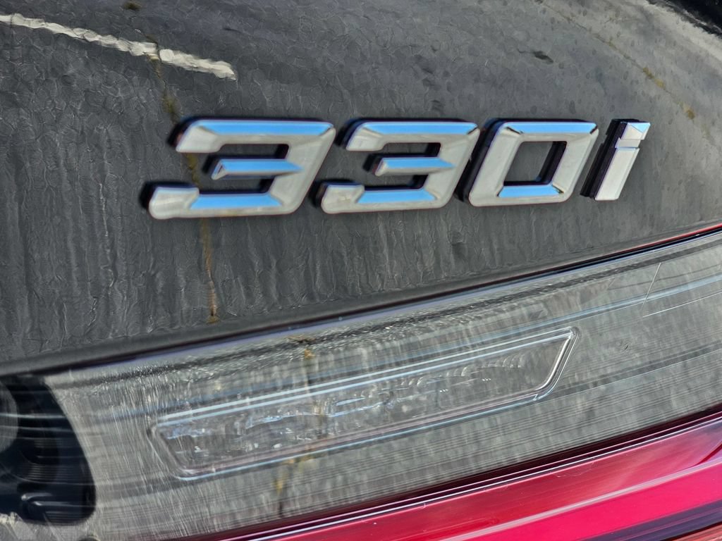 New 2026 BMW 330i Sedan RWD image 12