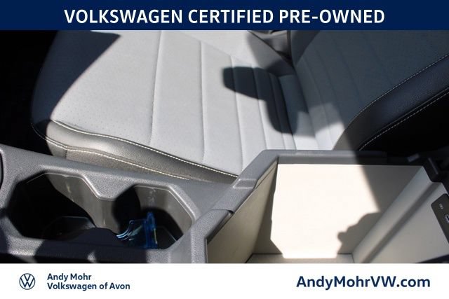 Used 2025 Volkswagen Jetta SE FWD image 42