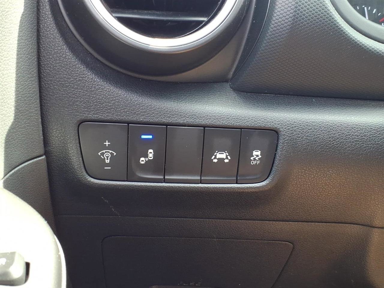 Used 2021 Hyundai Kona SEL FWD image 14