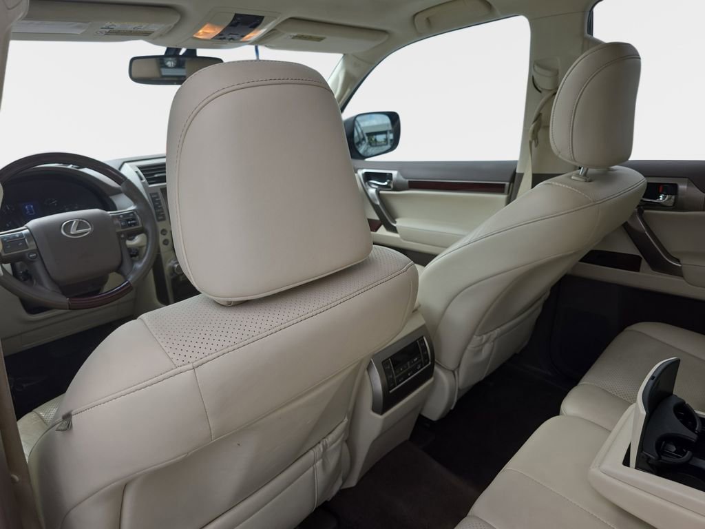 Used 2015 Lexus GX 460 Luxury AWD/4WD image 12