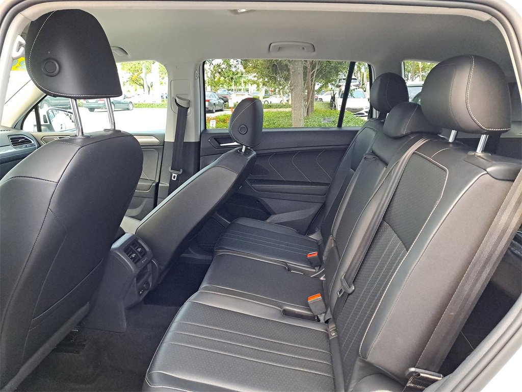 Used 2022 Volkswagen Tiguan SE image 5