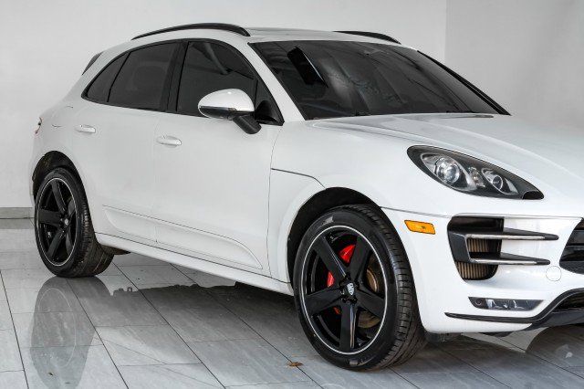 Used 2016 Porsche Macan Turbo w/ Premium Package Plus image 63