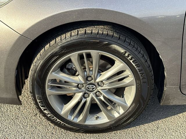 Used 2017 Toyota Camry SE image 20
