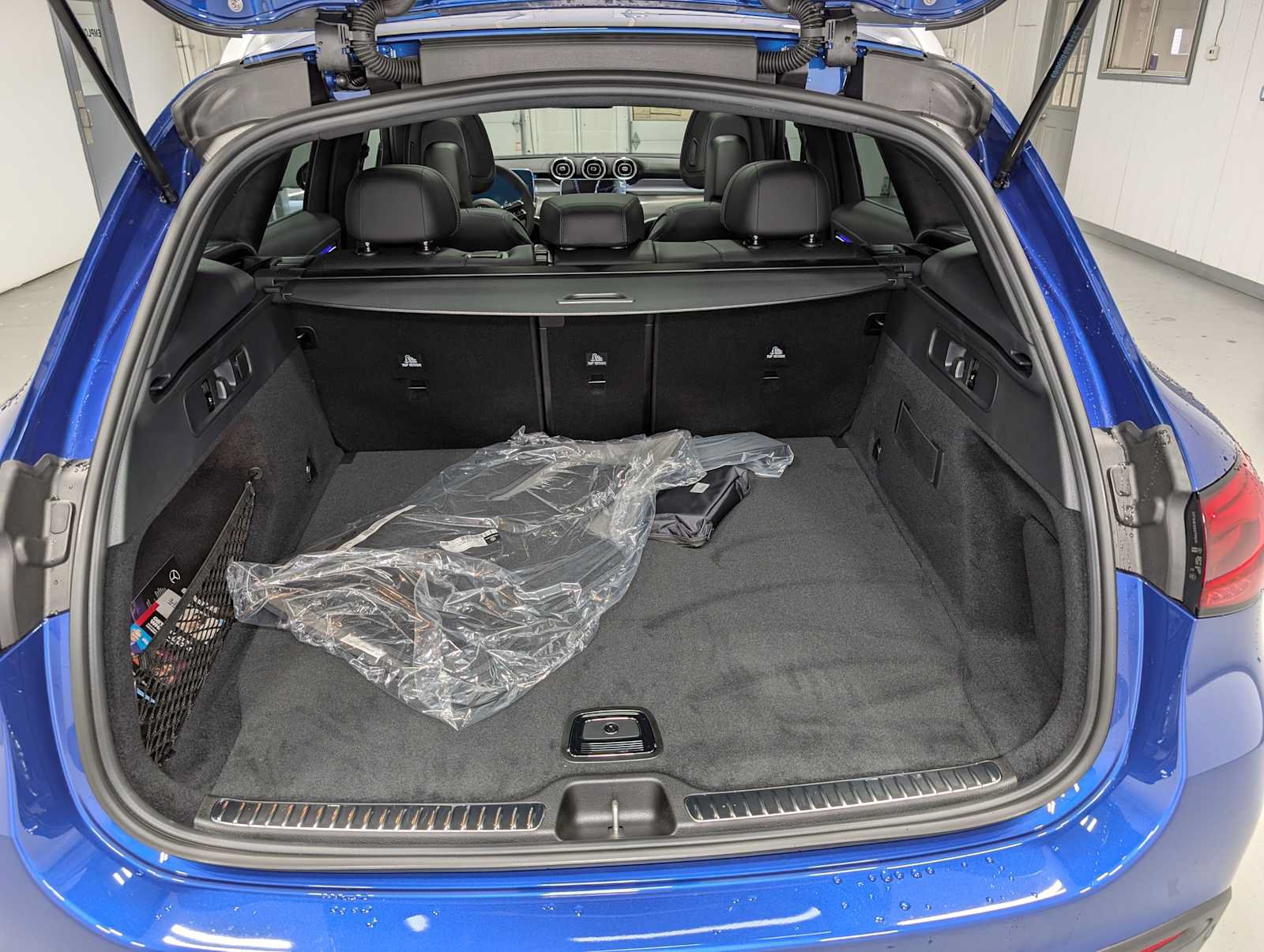 New 2026 Mercedes-Benz GLC 300 4MATIC image 7