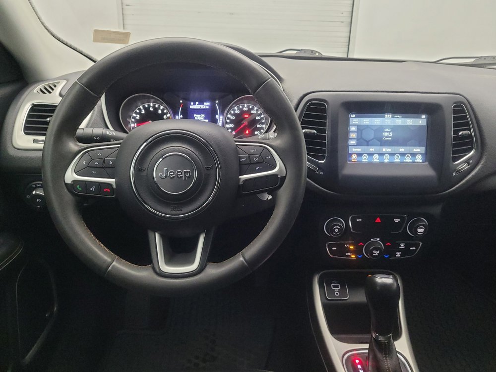 Used 2021 Jeep Compass Latitude w/ Sun and Sound Group FWD image 22