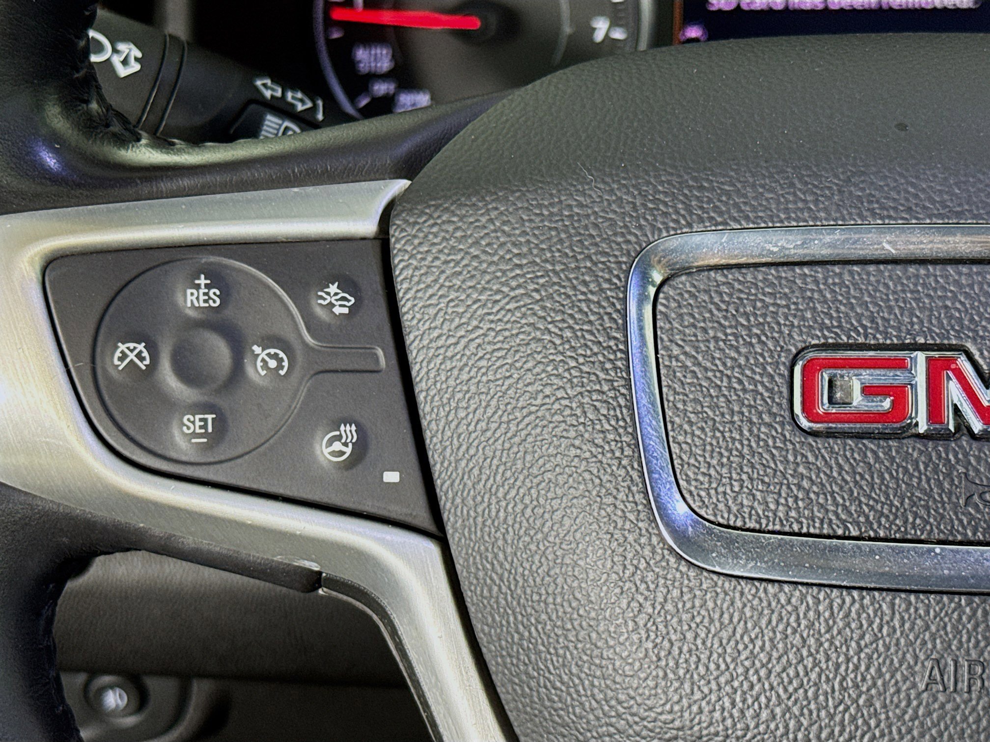 Used 2020 GMC Terrain SLT w/ Preferred Package image 13