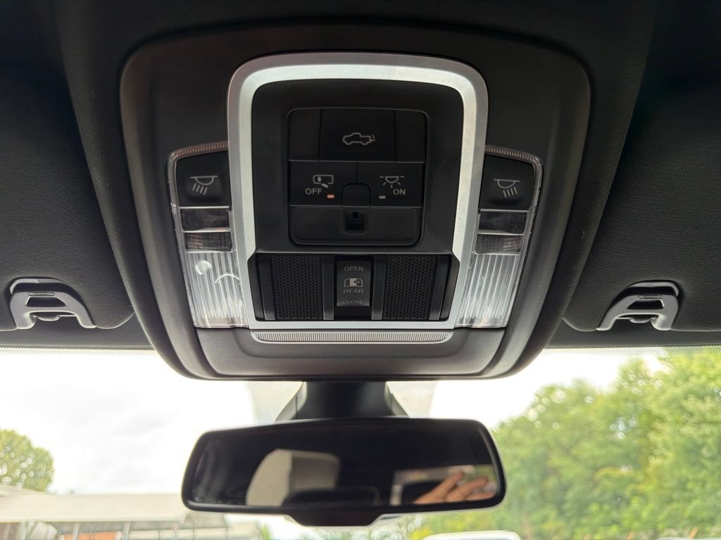 Used 2020 RAM 2500 Laramie AWD/4WD image 38