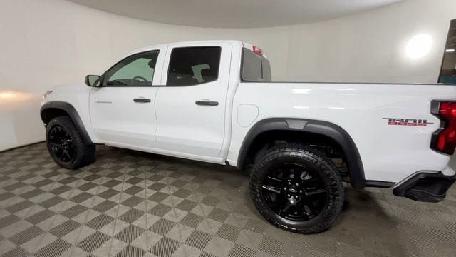 Used 2025 Chevrolet Colorado Trail Boss AWD/4WD image 8