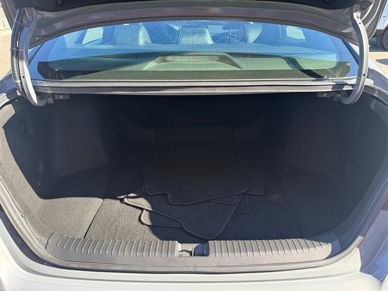 Used 2025 Honda Accord Sport-L image 17