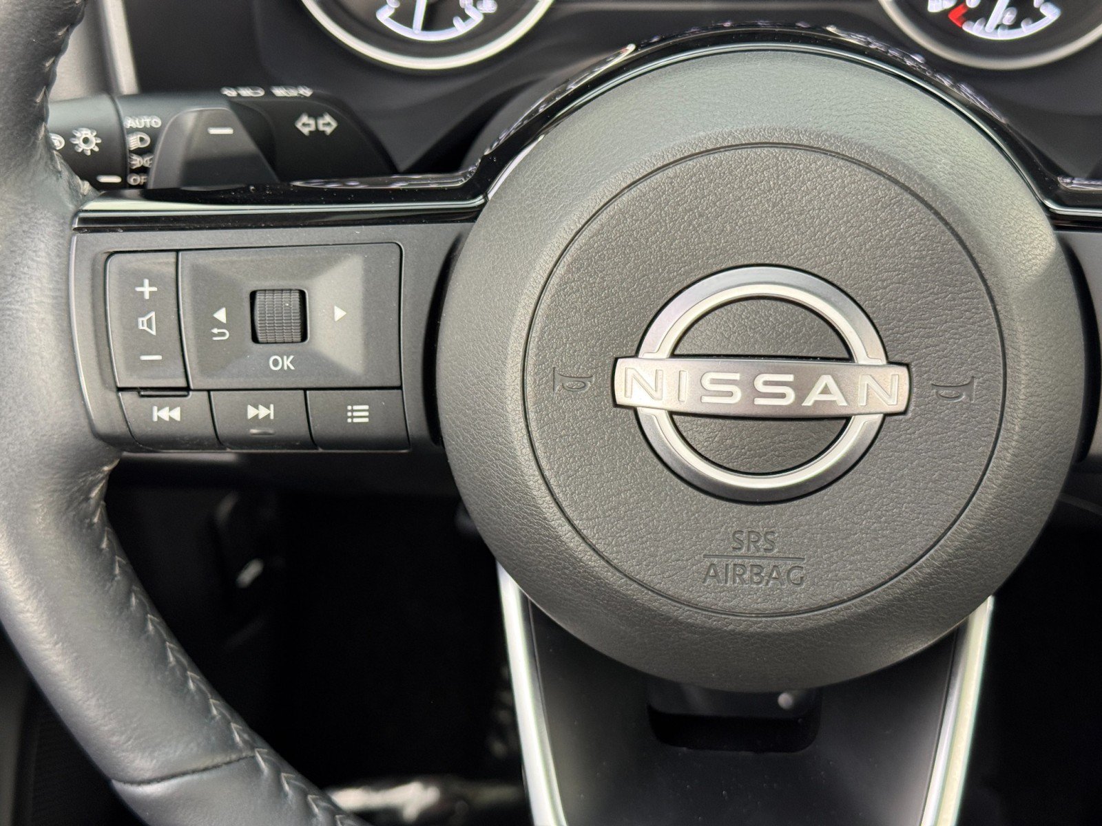 Used 2023 Nissan Rogue SL w/ SL Premium Package AWD/4WD image 21
