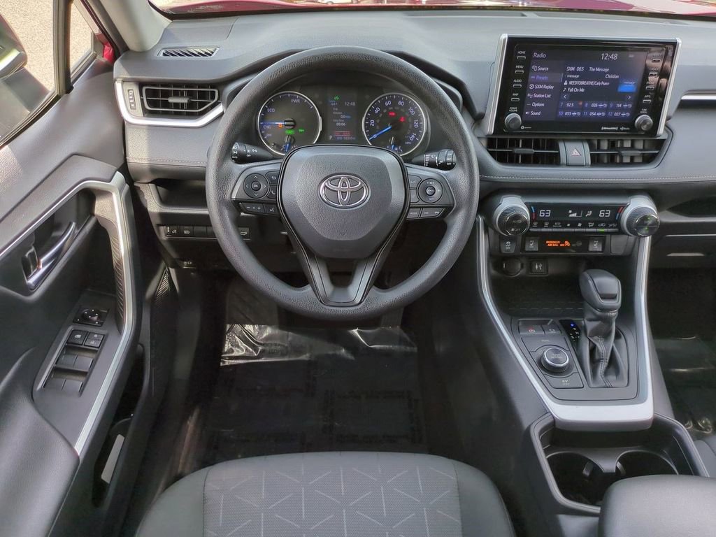 Used 2019 Toyota RAV4 XLE image 16