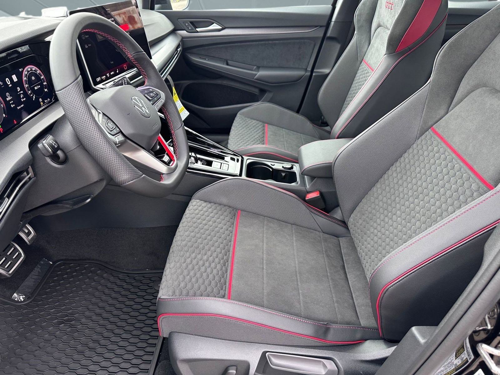 New 2026 Volkswagen Golf SE image 4