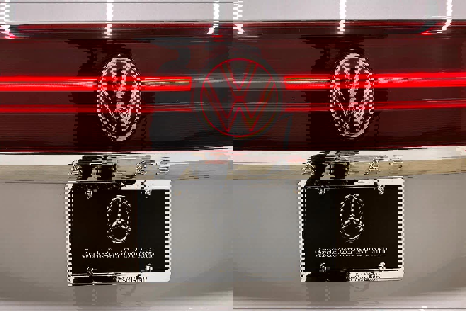 Used 2024 Volkswagen Atlas Cross Sport SE w/ Panoramic Sunroof Package image 31