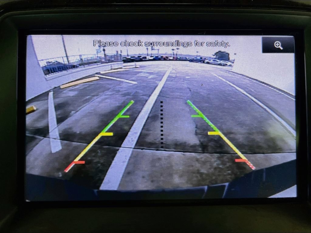 Used 2013 Ford F150 Platinum RWD image 14