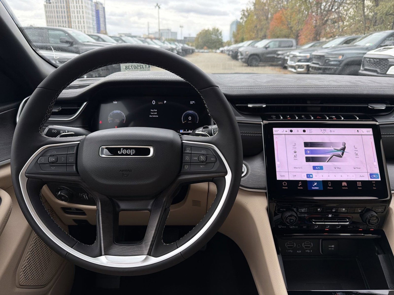 New 2025 Jeep Grand Cherokee Limited w/ Luxury Tech Group II image 16