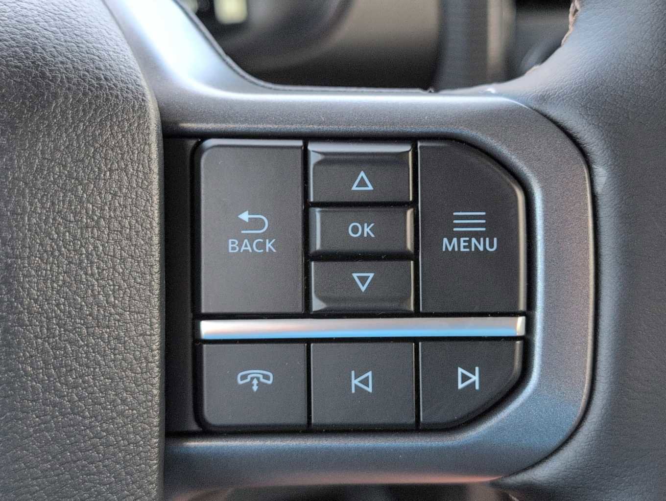 New 2025 Ford F150 Lariat w/ Equipment Group 502A High image 23