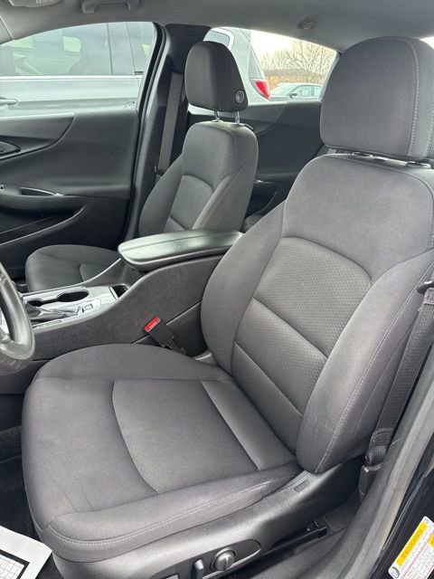 Used 2024 Chevrolet Malibu LT FWD image 11