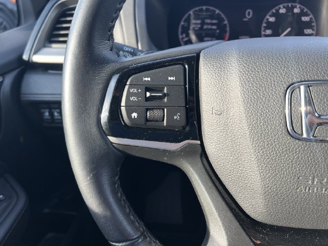 Used 2025 Honda Odyssey Touring image 18