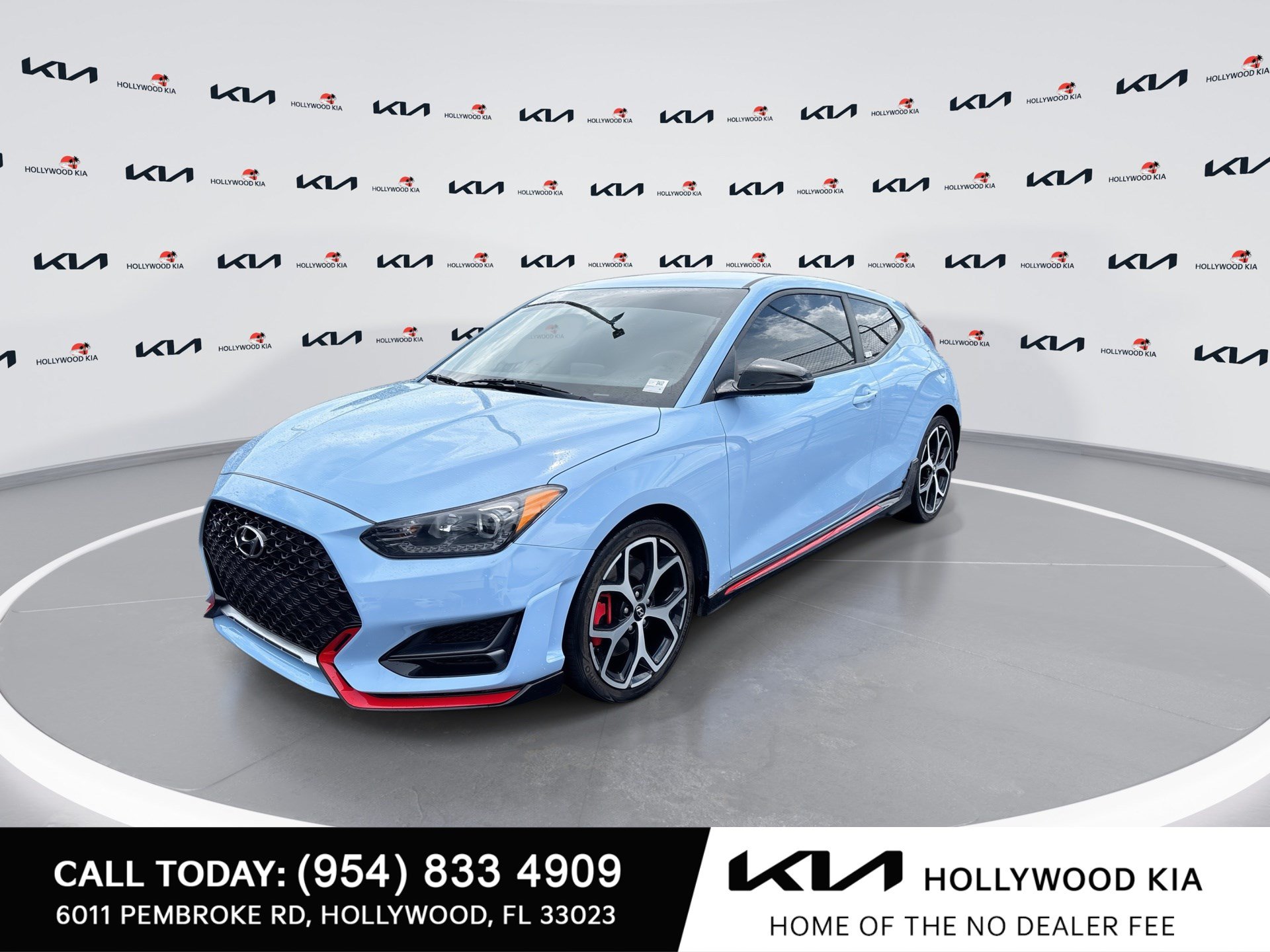 Used 2020 Hyundai Veloster N FWD image 4
