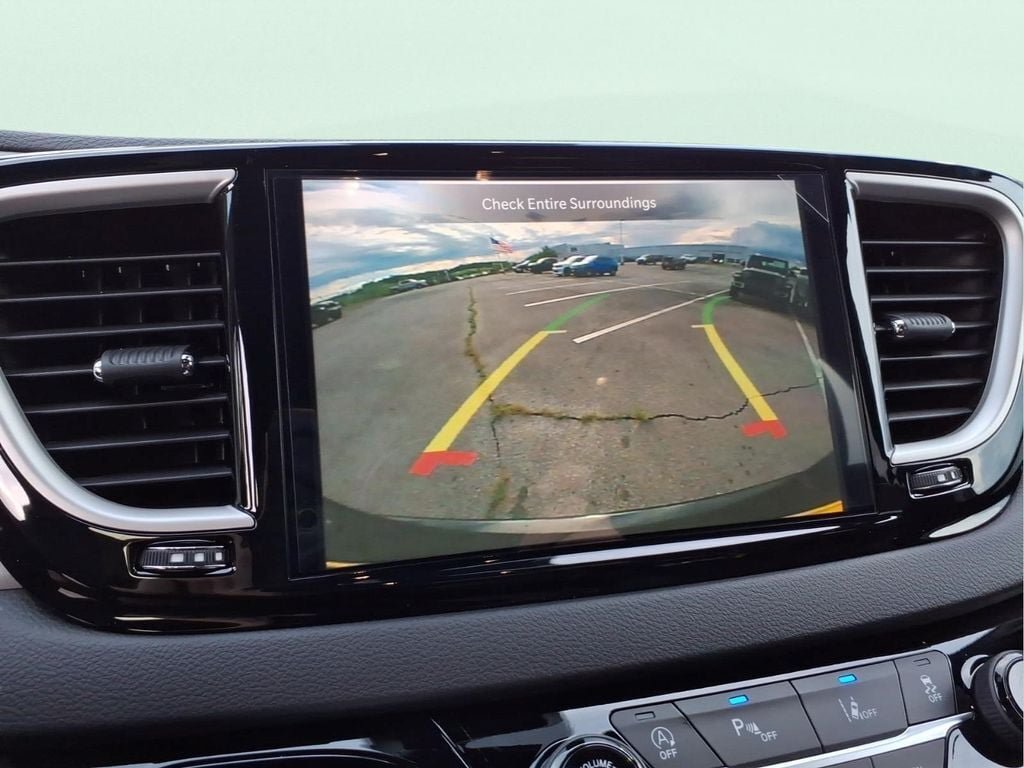 New 2027 Chrysler Pacifica LX FWD image 24
