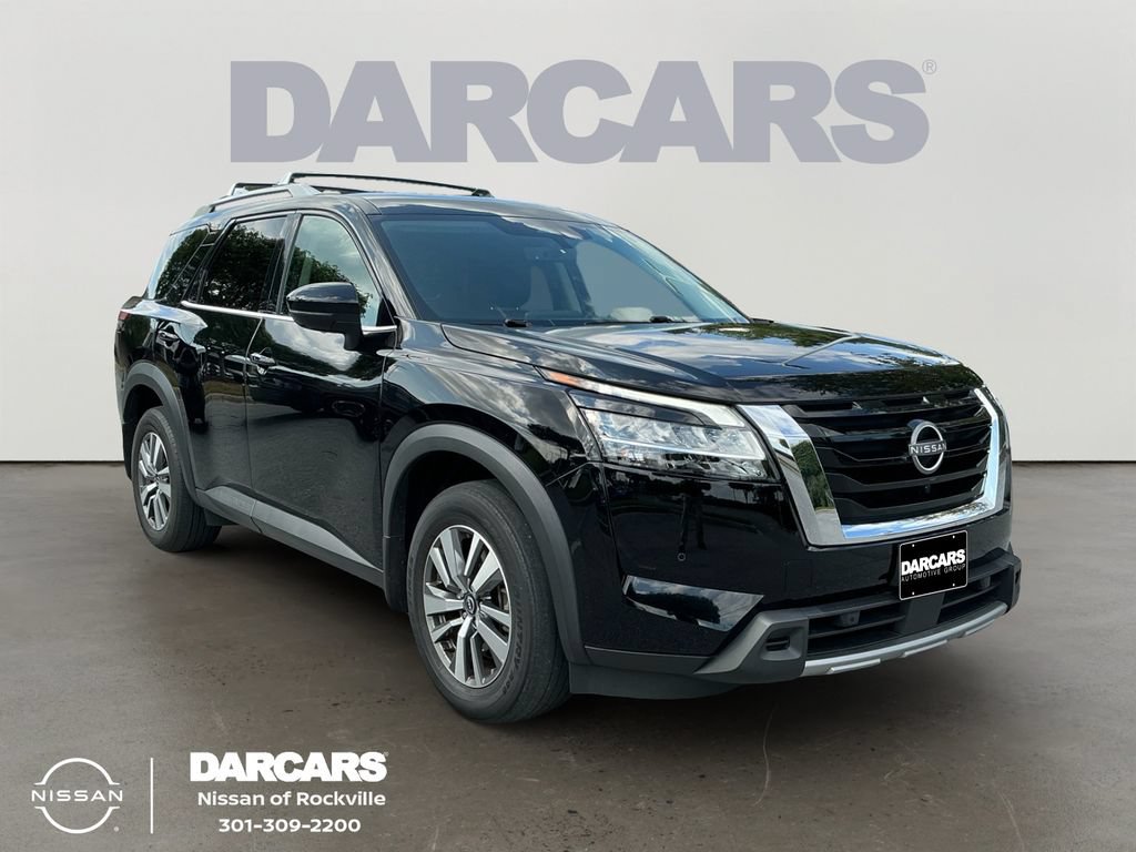 Used 2023 Nissan Pathfinder SL