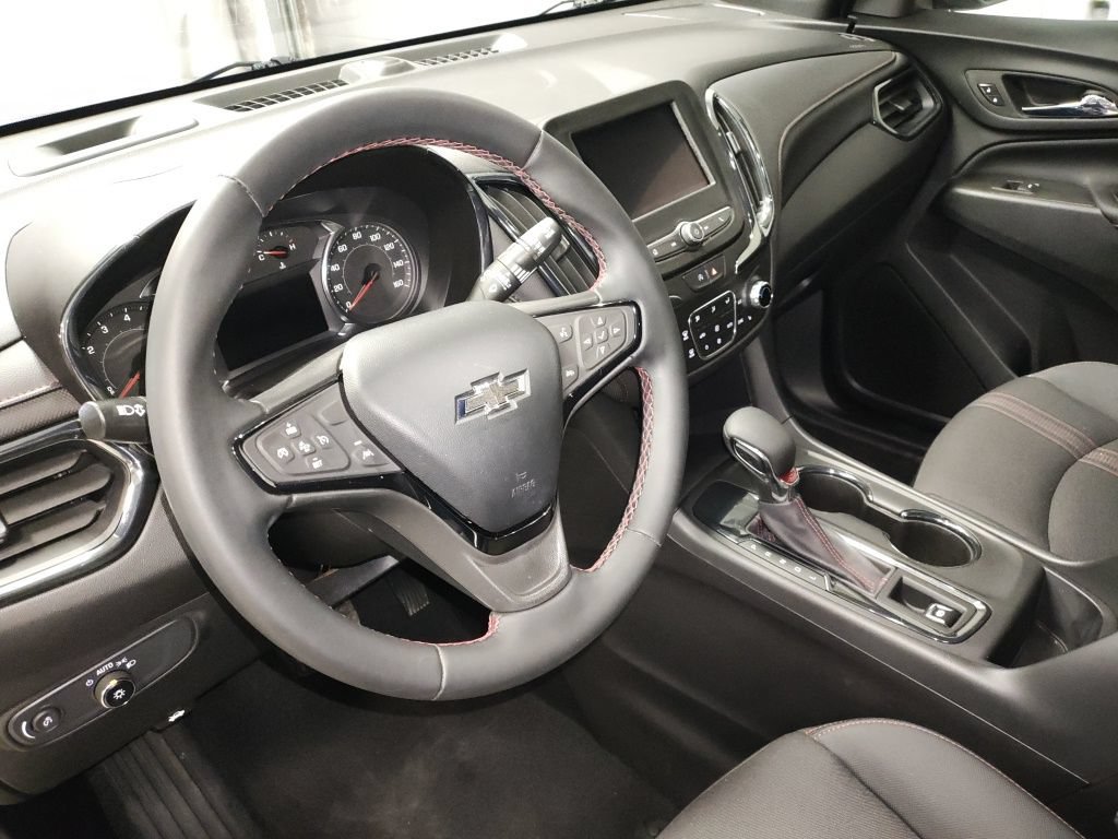 Used 2023 Chevrolet Equinox RS w/ LPO, Floor Liner Package FWD image 24