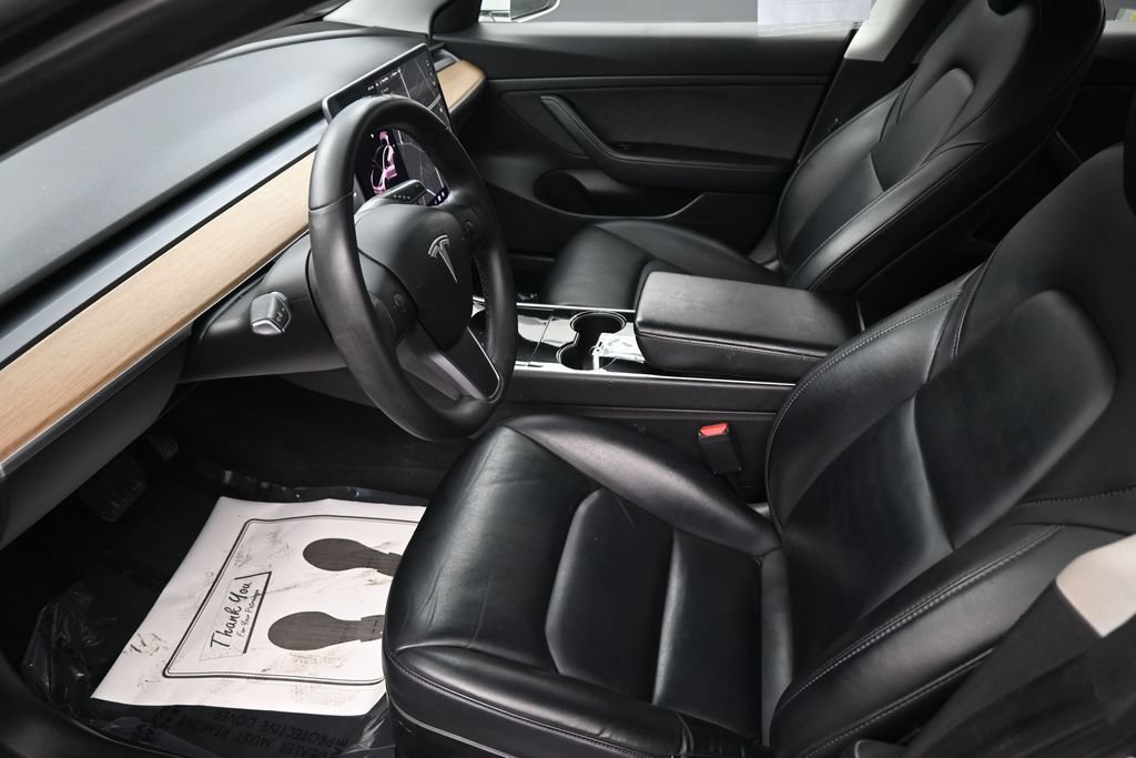 Used 2020 Tesla Model 3 Standard Range Plus RWD image 26