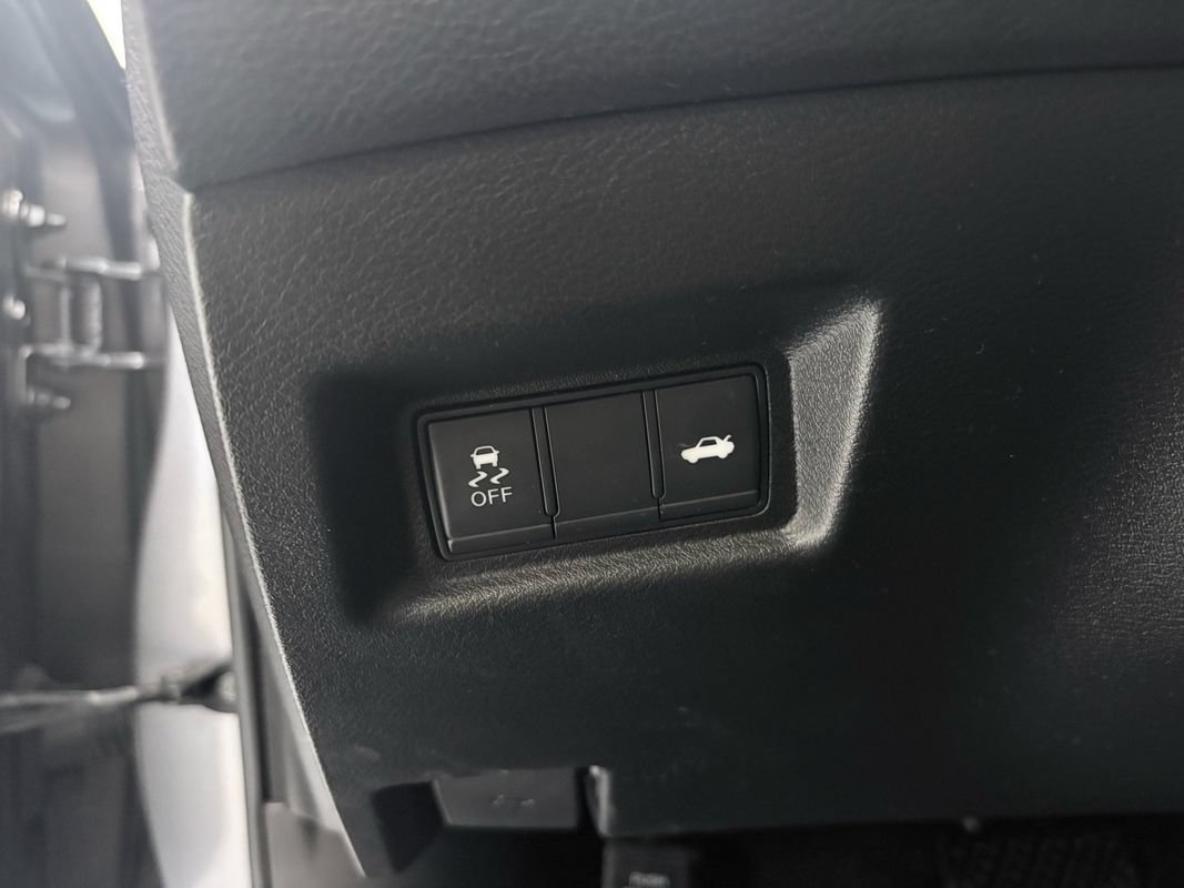 Used 2018 INFINITI Q50 Sport AWD/4WD image 27