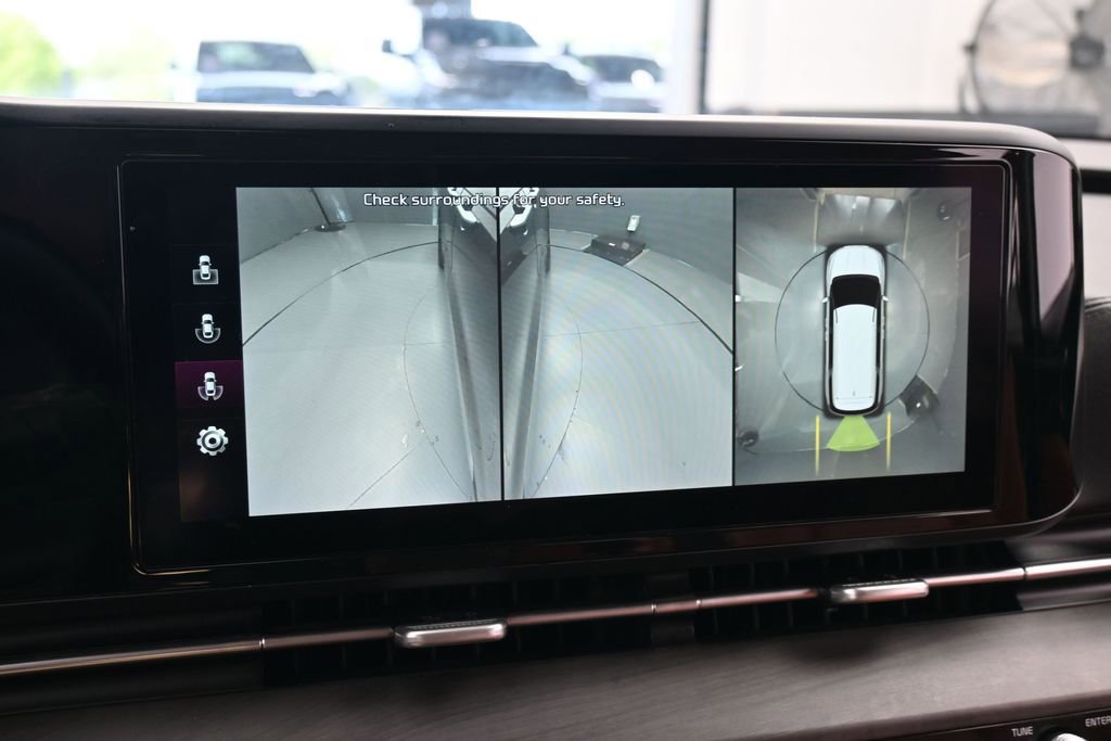 Used 2022 Kia Carnival SX FWD image 20
