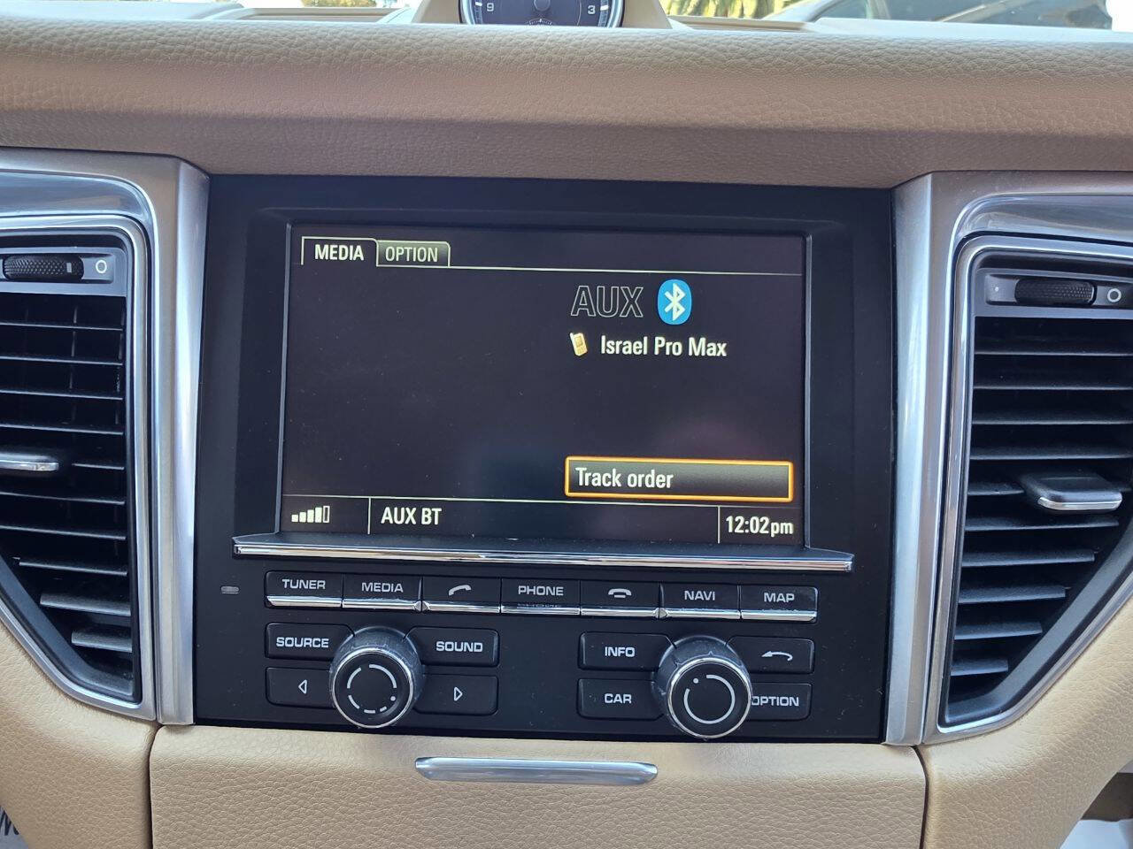 Used 2015 Porsche Macan S w/ Premium Package Plus image 20