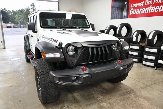 Used 2023 Jeep Wrangler Unlimited Rubicon w/ Cold Weather Group image 3