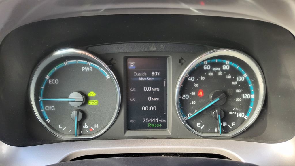 Used 2017 Toyota RAV4 XLE image 27