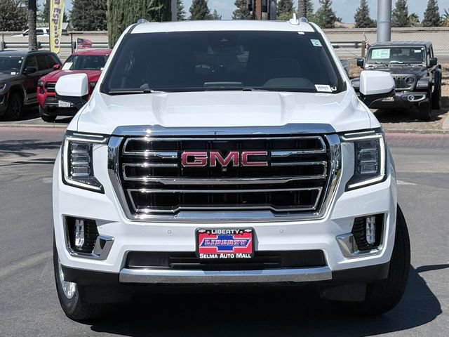 Used 2023 GMC Yukon SLT w/ SLT Premium Package AWD/4WD image 3