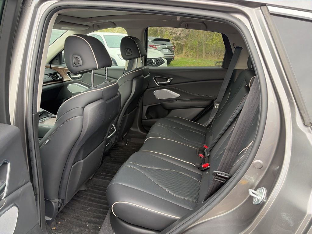 Used 2023 Acura RDX AWD w/ Advance Package image 16