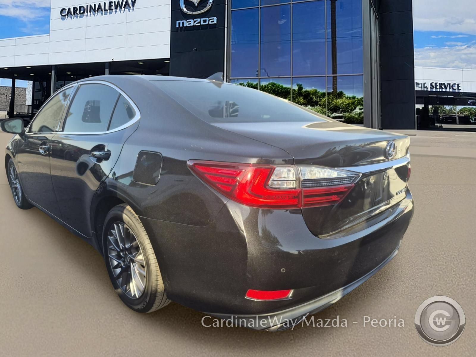 Used 2018 Lexus ES 350 w/ Navigation System Package FWD image 2
